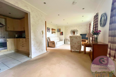 2 bedroom ground floor flat for sale, Holland Road, Plymouth PL9