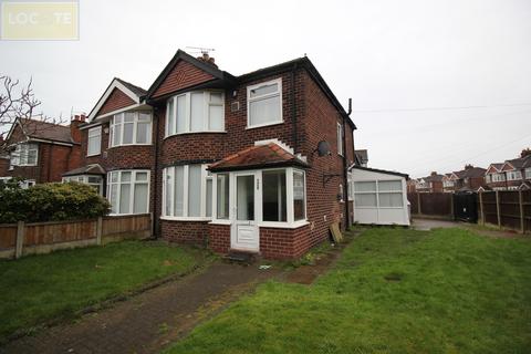 3 bedroom semi-detached house for sale - Moss Vale Road, Urmston