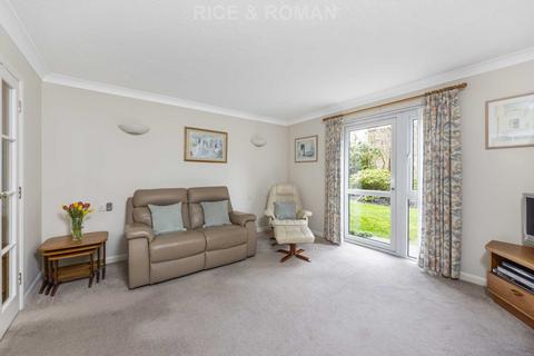 2 bedroom retirement property for sale - Upper Gordon Road, Camberley GU15