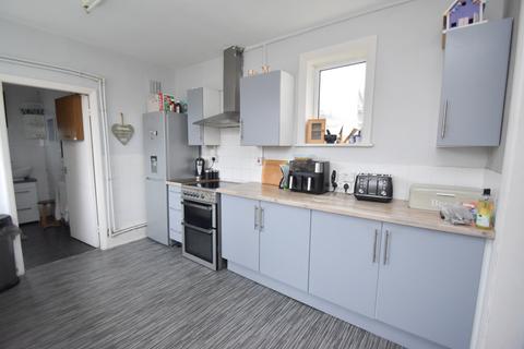2 bedroom flat for sale - Beresford Close, Skegness, PE25