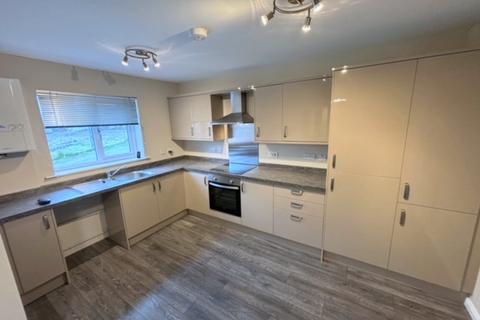 3 bedroom mews to rent - The Bowling Green, Hoddlesden, BB3 3FQ
