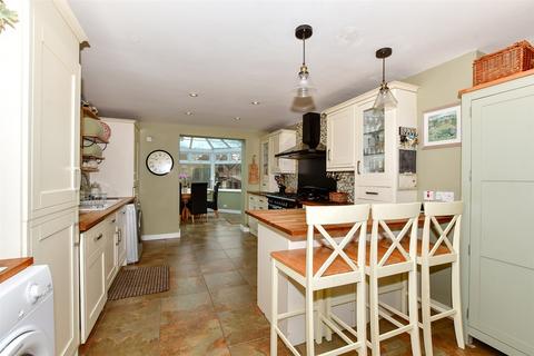 6 Blackfen Road, Sidcup, DA15 8SN