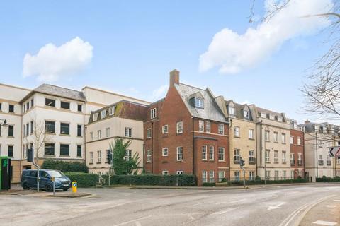 2 bedroom apartment to rent, Woodford Way,  Witney,  OX28