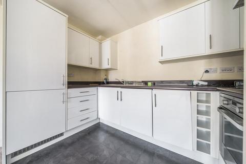 2 bedroom apartment to rent, Woodford Way,  Witney,  OX28