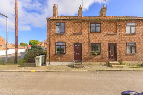 2 bedroom end of terrace house for sale, Watermill Road, Horncastle, LN9