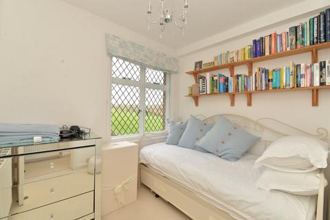 4 bedroom house for sale, Ossemsley, Christchurch, Hampshire, BH23