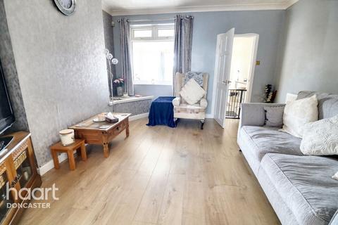 2 bedroom end of terrace house for sale, Staveley Street, Edlington, Doncaster