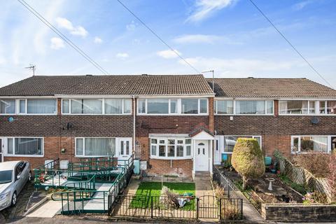 3 bedroom house to rent, Swinnow Garth, Leeds, West Yorkshire, LS13
