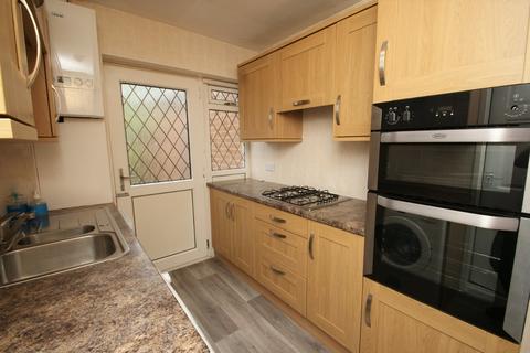 3 bedroom house to rent, Swinnow Garth, Leeds, West Yorkshire, LS13
