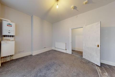 1 bedroom ground floor flat for sale, The Parade, Folkestone, CT20