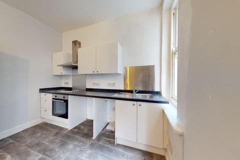 1 bedroom ground floor flat for sale, The Parade, Folkestone, CT20