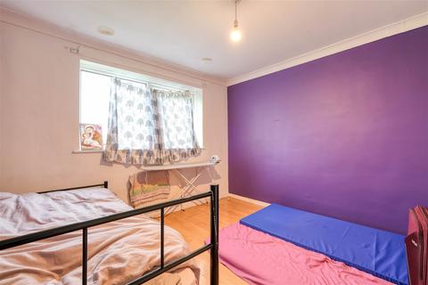 14 Astley Close, Redditch, B98 7TY