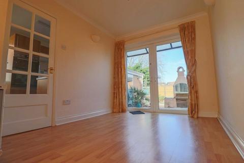 5 Willowdown, Weston-super-mare, BS22 9LX