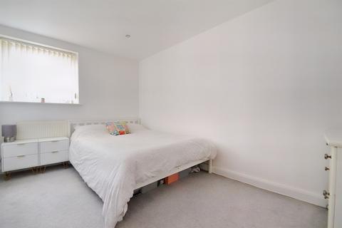 2 bedroom flat for sale, Corfe Mullen