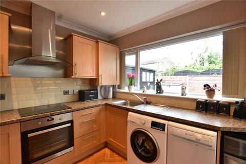 9 Great Meadow, Shaw, Oldham, OL2 7PU