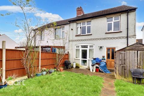 3 bedroom semi-detached house for sale, Dallow Road, Luton