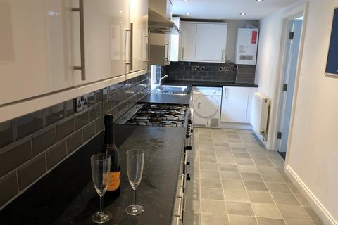 8 bedroom semi-detached house to rent, Cotton Lane, Manchester, Greater Manchester, M20