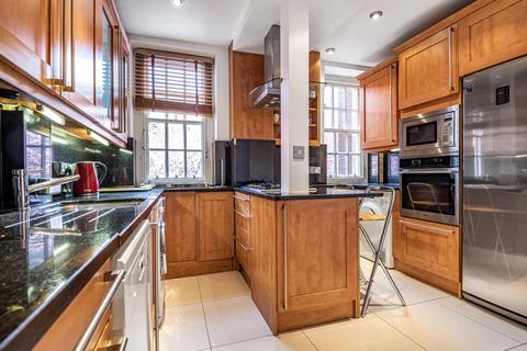 4 bedroom apartment to rent, St. Johns Wood Road London NW8