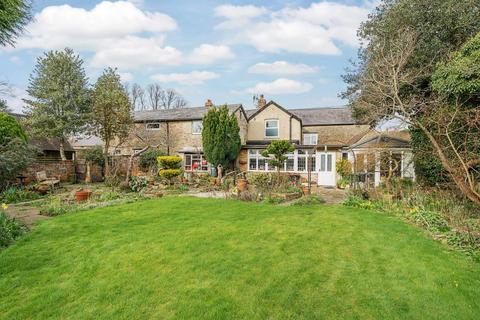 5 bedroom detached house for sale, Croughton,  West Northamptonshire,  NN13