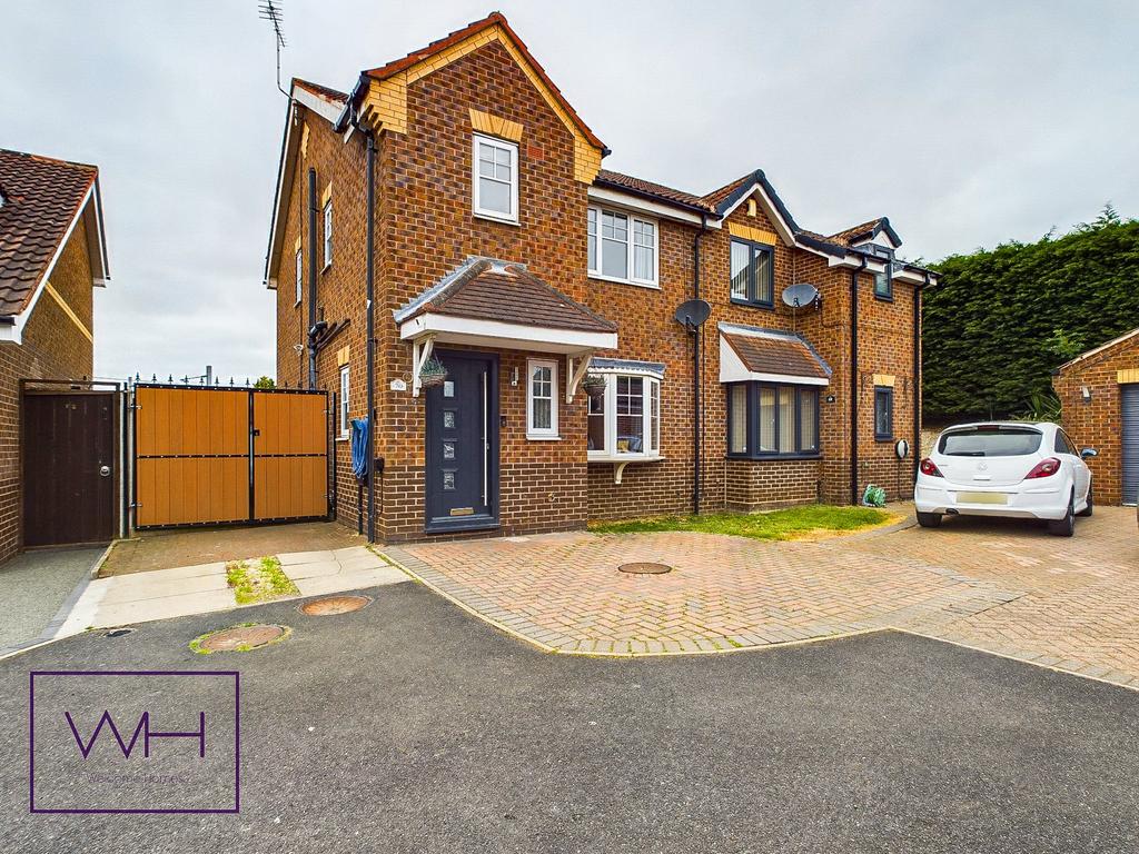 Bentley, Doncaster DN5 3 bed semidetached house for sale £195,000