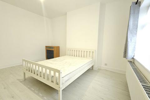 undefined, Sandringham Road, Barking IG11