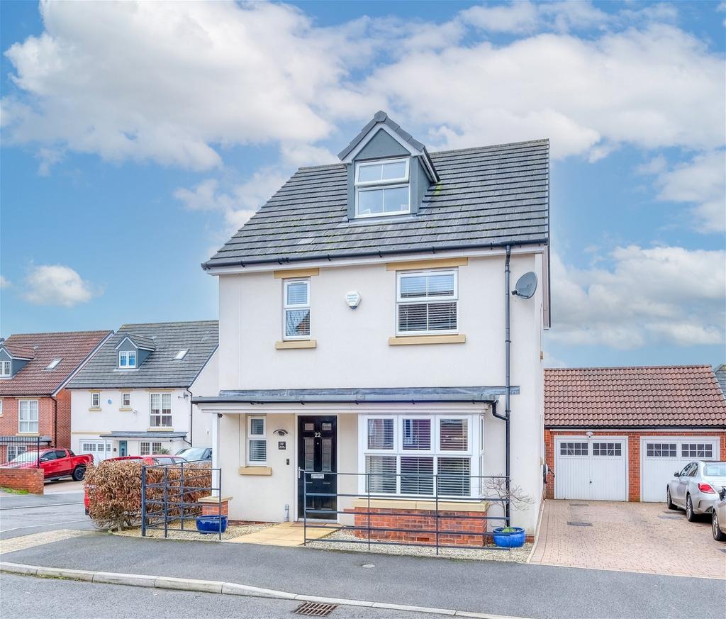 Spode Gardens, The Oakalls, Bromsgrove, B60 2TS 4 bed detached house