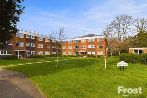 12, Penton Court Jamnagar Close, Staines, TW18 2JU