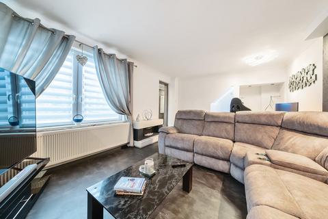 3 bedroom end of terrace house for sale, Taranto Road, Lordswood, Southampton, Hampshire, SO16