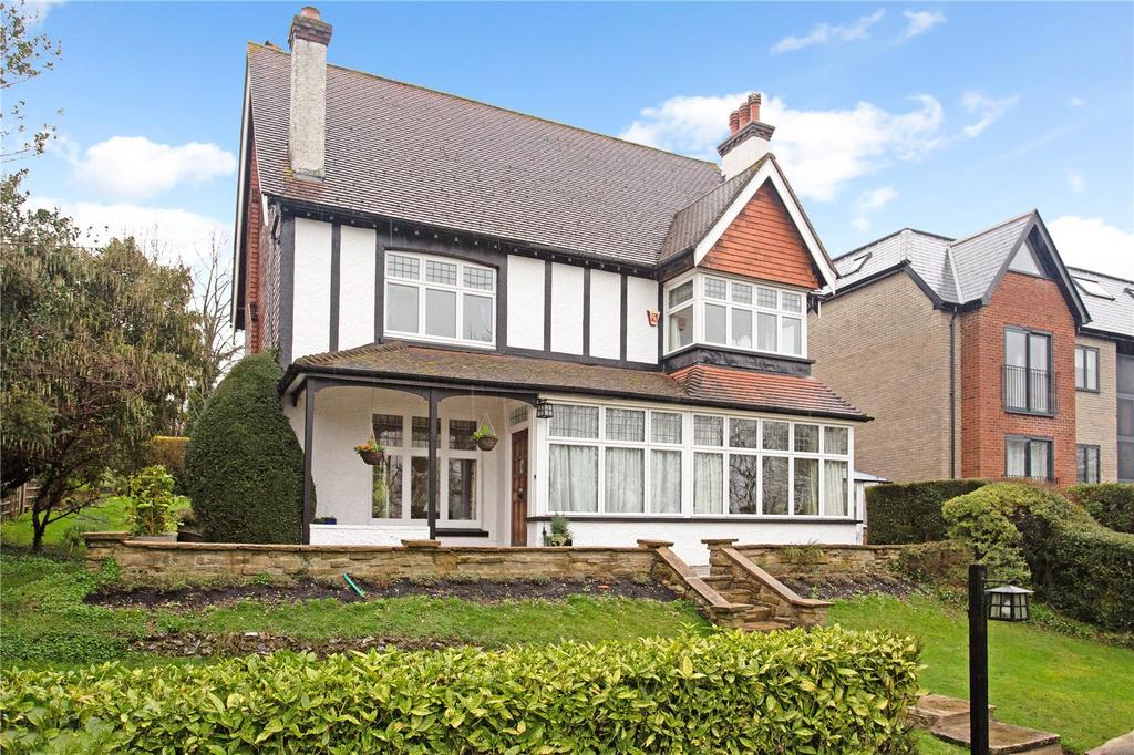 The Drive, Coulsdon, Surrey, CR5 5 bed detached house for sale £1,000,000