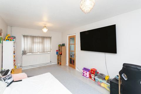 53 Kestrel Close, Stevenage, SG2 9PB