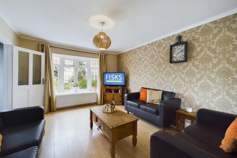 4 bedroom end of terrace house for sale, Leighton Road, Benfleet, SS7