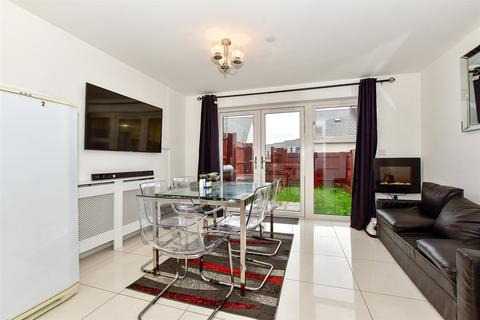 42 Burroughs Drive, Dartford, DA1 5TX