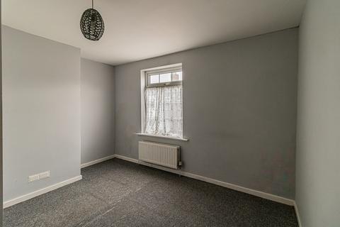 2 bedroom terraced house to rent - Chester Road, Macclesfield SK11