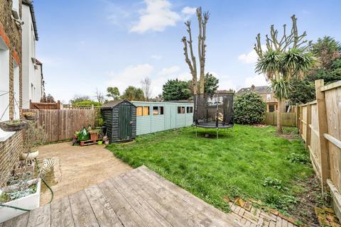 24 Inchmery Road, London, SE6 2NE
