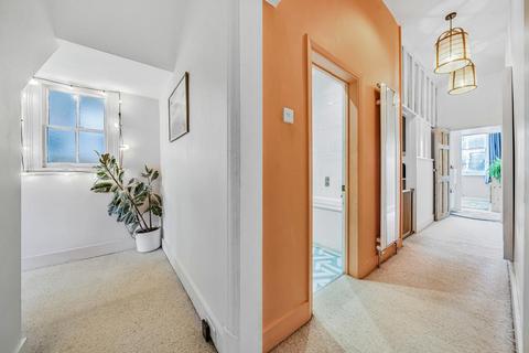 24 Inchmery Road, London, SE6 2NE