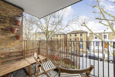 1 bedroom apartment for sale, Staveley Close, Peckham Rye, London, SE15