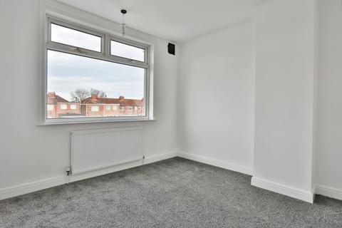 3 bedroom terraced house for sale, Sutton Road, Hull, HU6 7DR