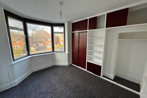 3 bedroom semi-detached house to rent - Old Hall Lane, Manchester