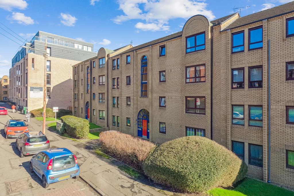 Yorkhill Street, Flat 3/1, Yorkhill, Glasgow, G3 8NS 1 bed flat for