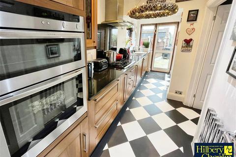 213 Warren Drive, Hornchurch, RM12 4PL