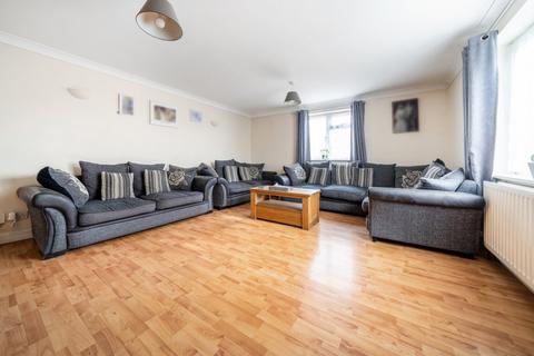 4 bedroom end of terrace house for sale, Crossways, Woodley, Reading