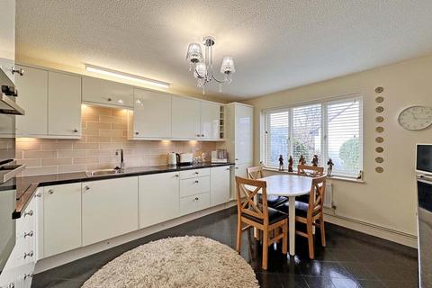 2 bedroom ground floor flat for sale, Port Pendennis, Falmouth, Cornwall