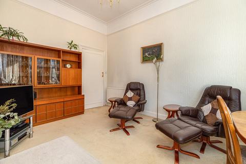30 Campbell Drive, Bearsden, Glasgow, G61 4NE