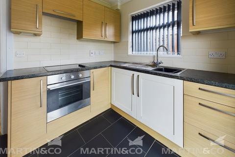 2 bedroom semi-detached bungalow to rent, Croft Road , Balby