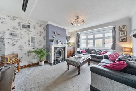 4 bedroom semi-detached house for sale, Park Hill Close, Carshalton