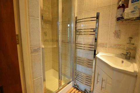 16 Kings Orchard, London, SE9 5TJ