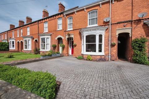 5 bedroom terraced house for sale, High Holme Road, Louth LN11 0EX