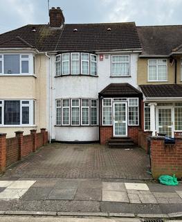 3 bedroom terraced house for sale - St. Ursula Road, Southall UB1