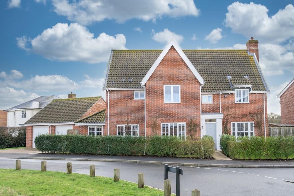 Mulbarton 5 bed detached house for sale £700,000