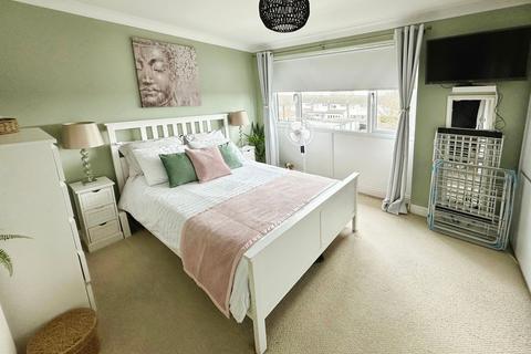 268, Coronation Court Coronation Avenue, East Tilbury, Tilbury, RM18 8TB